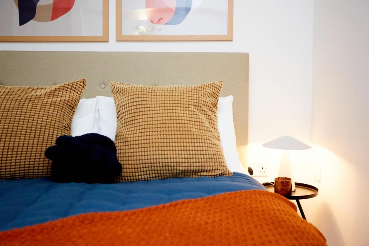 Luxury New Built Split-Level Flat With Rooftop Gardens Access Manchester Eksteriør billede