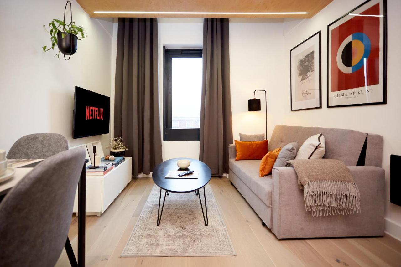 Luxury New Built Split-Level Flat With Rooftop Gardens Access Manchester Eksteriør billede